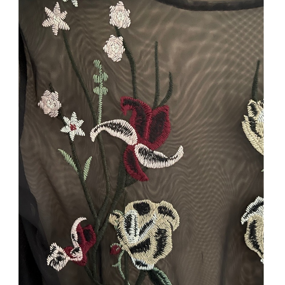 Gimmicks by BKE Black Sheer Mesh Floral Embroidered Top L-Romantic Goth - Picture 3 of 8